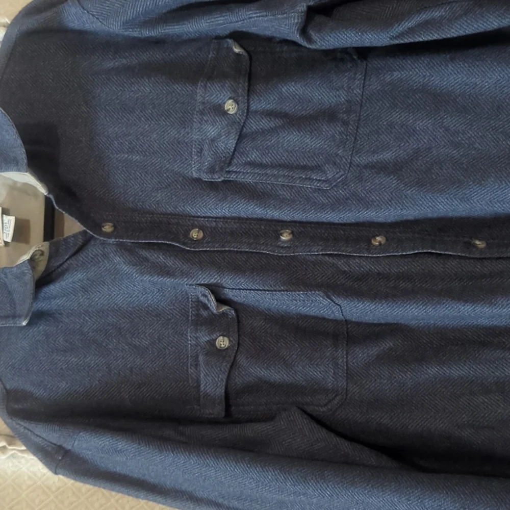 Men's Size Large Tall LL Bean Charcoal Gray Button Down Long Sleeve Shirt